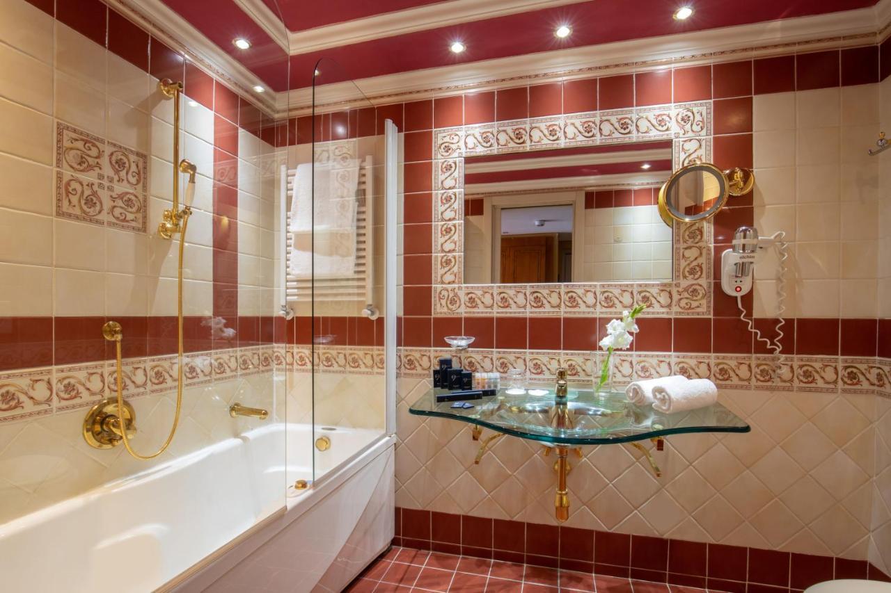 Hotel Homs Roma Esterno foto