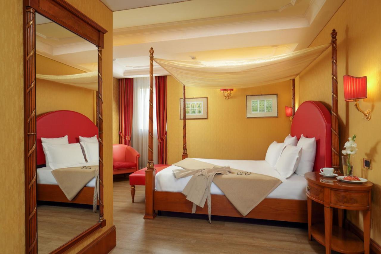 Hotel Homs Roma Esterno foto