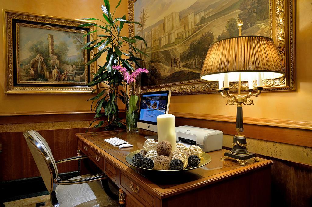 Hotel Homs Roma Esterno foto