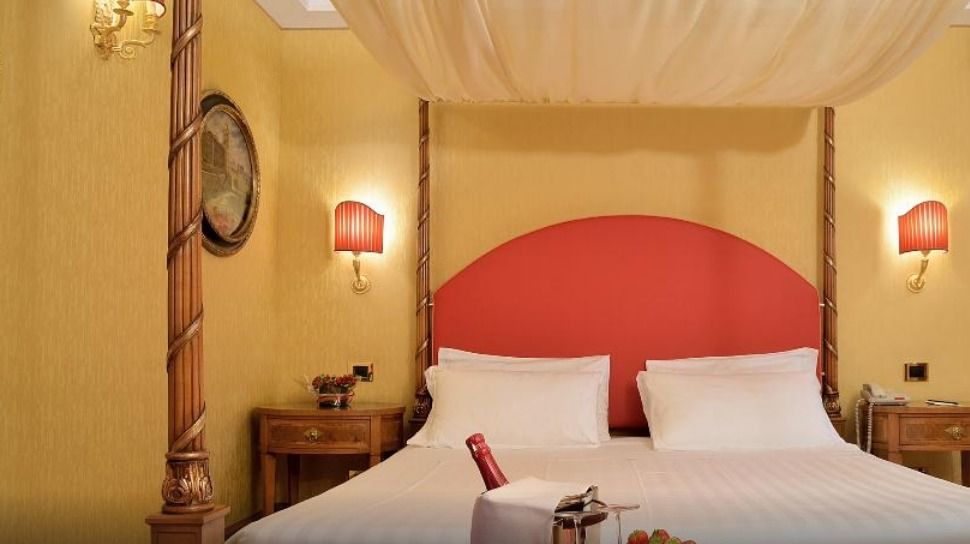 Hotel Homs Roma Esterno foto