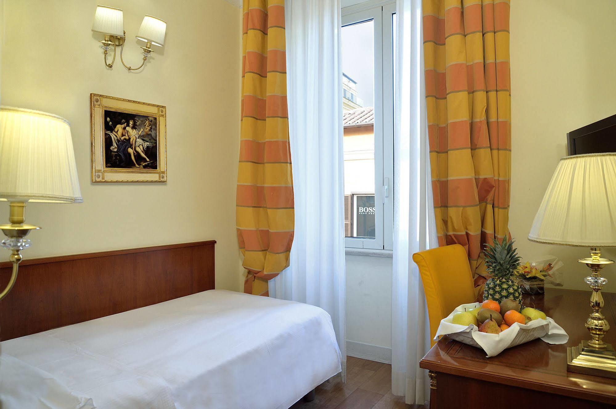 Hotel Homs Roma Esterno foto