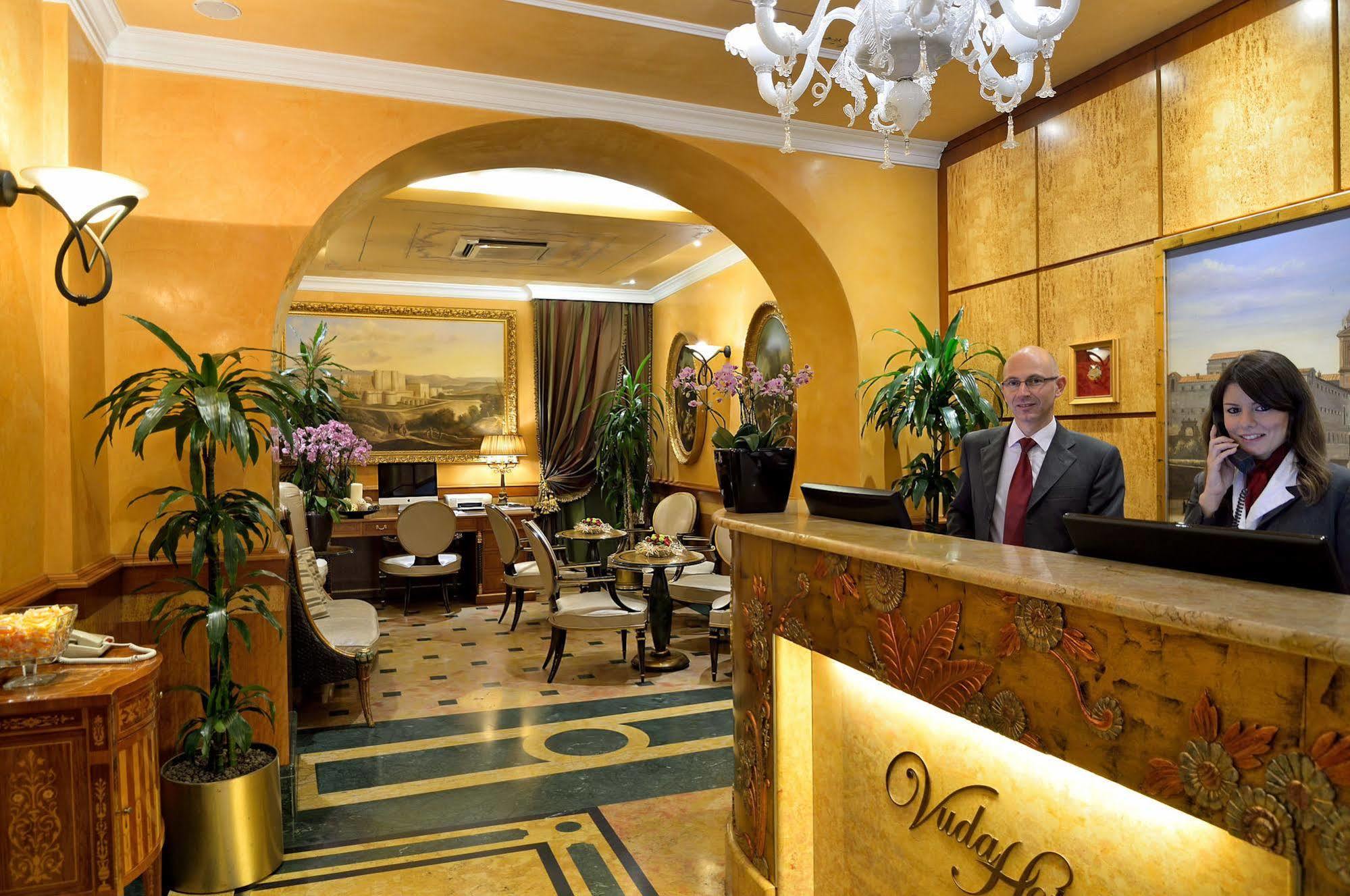 Hotel Homs Roma Esterno foto